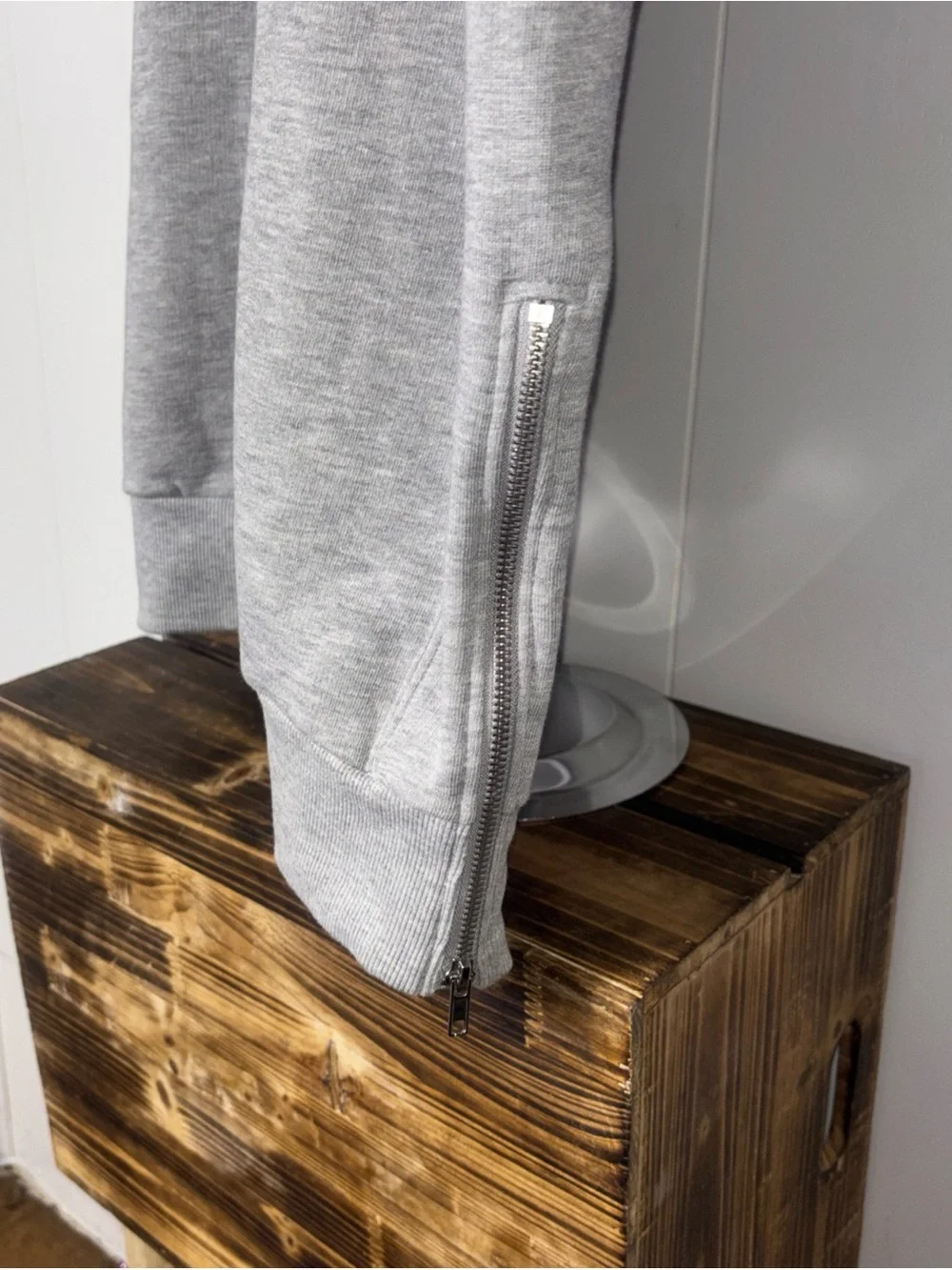 H&M Divided Crewneck Sweatshirt Grey Men's Size X-Large Pullover New
